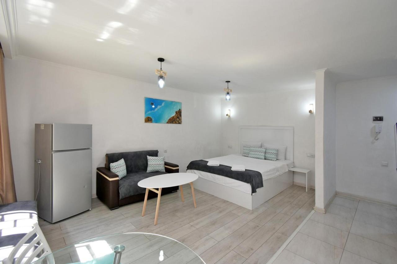 Cozy Apartment Near To The Metro H Kochar 19 Yerevan Ngoại thất bức ảnh